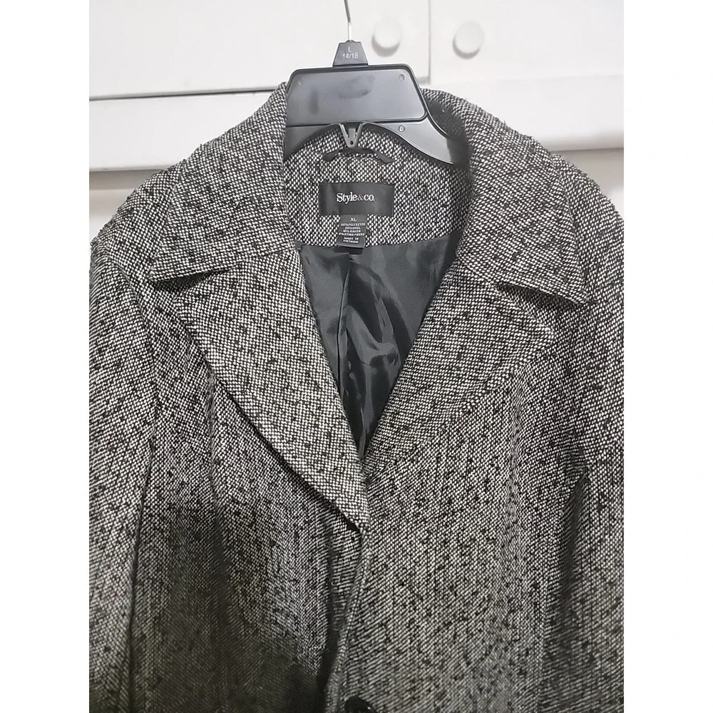 Style and Co., trench Style long jacket Button down , blk and white with pockets - Picture 5 of 8